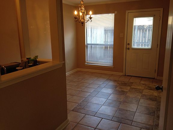 Front den looking to breakfast area in rear