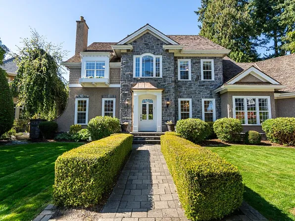 13761 22a Ave, Surrey, BC V4A 9V8