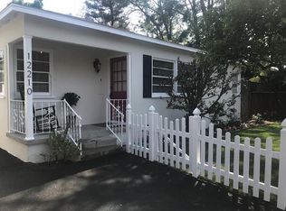 12210 Oxnard St, North Hollywood, CA 91606