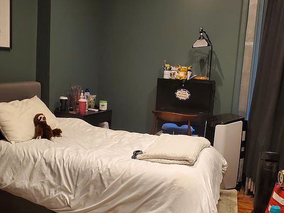 4th image of 650 9th Ave APT 3N
