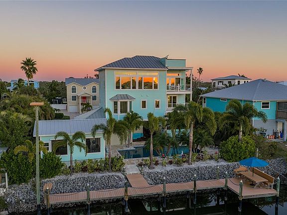 3rd image of 125 Burns Rd