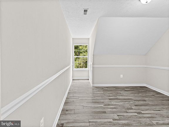 5th image of 35903 Army Navy Dr
