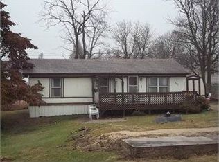 207 E Van Buren St, Garnavillo, IA 52049