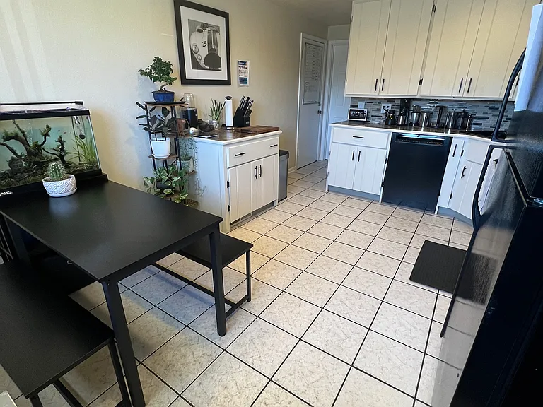 5315 Jellison St — Photo 9