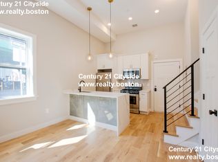 135 Chelsea St #2, Boston, MA 02128