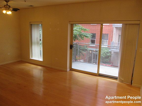 5th image of 1224 Chicago Ave APT 201