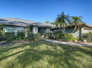 4737 Meadowview Cir, Sarasota, FL 34233