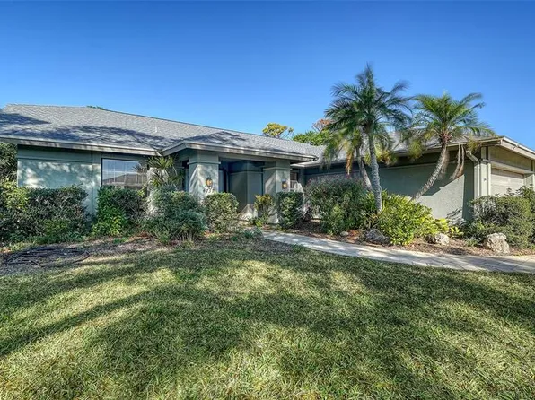 4737 Meadowview Cir, Sarasota, FL 34233
