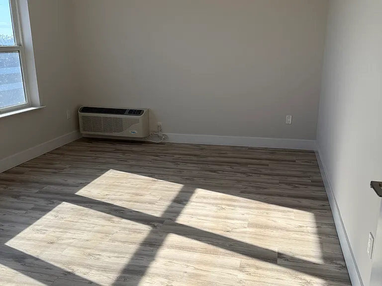 251 Livingston Ave #1 — Photo 12