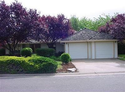 1st image of 2877 Canterbury Cir