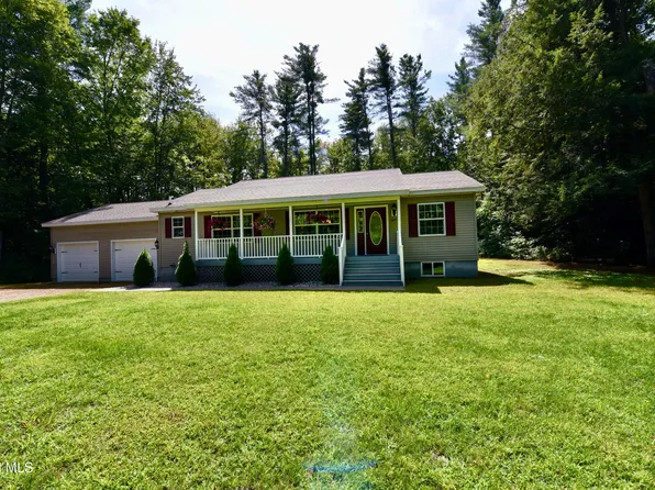 147 N Pinetree Drive, Gloversville, NY 12078