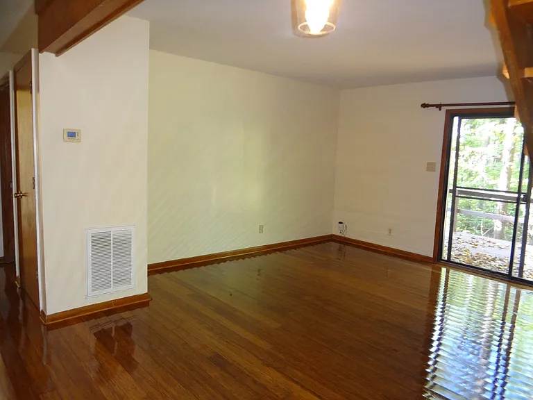 93 Lystra Hills Ln — Photo 12