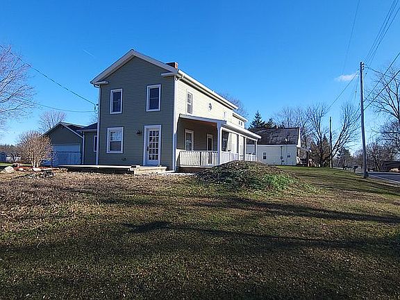 4th image of 4361 Leonard St