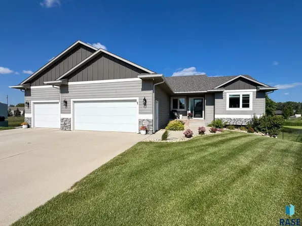 7804 S Brande Park Cir, Sioux Falls, SD 57108