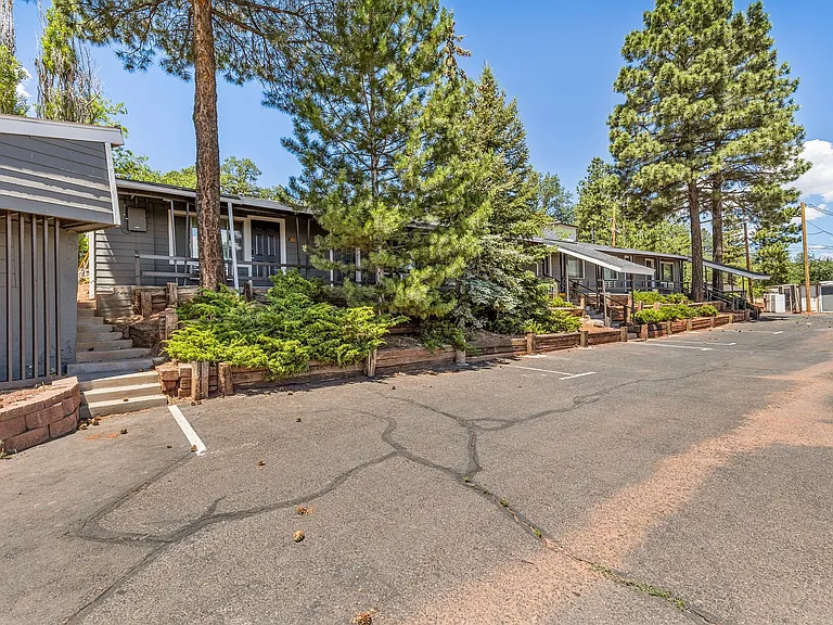 1914 E Mountain View Ave — Photo 23