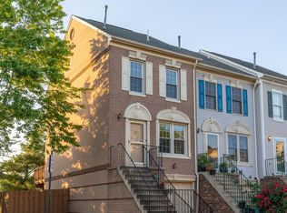 3014 Heritage Springs Ct, Alexandria, VA 22306