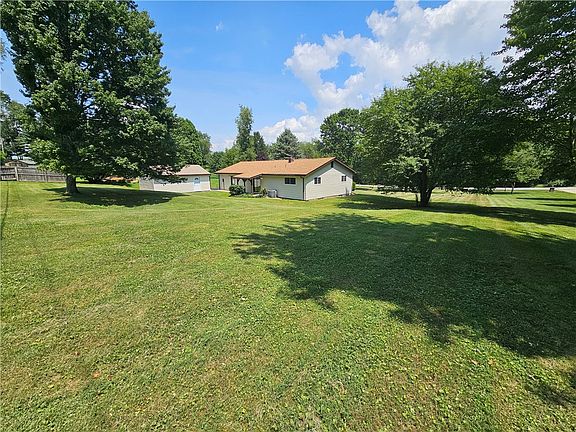 3rd image of 113 Muldoon Rd