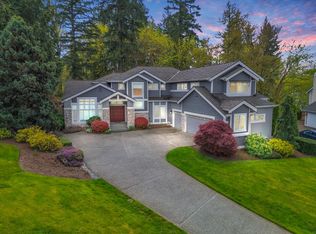 18713 NE 51st Ct, Sammamish, WA 98074