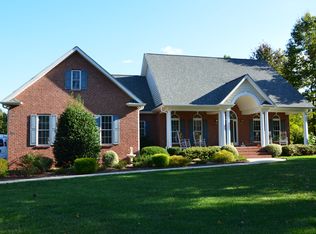 5894 Johnson Rd, Lake Wylie, SC 29710