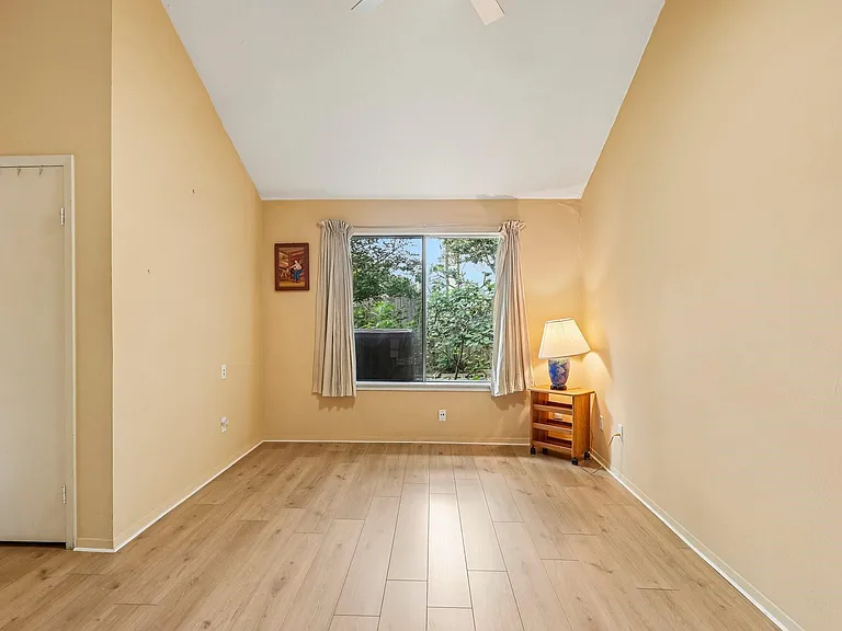 1723 Sullins Way — Photo 12