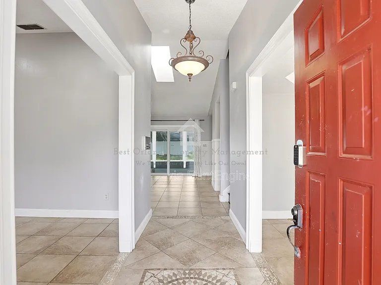 6018 Brookhill Cir — Photo 4