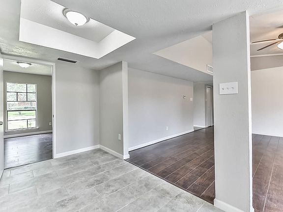 5th image of 14227 Lourdes Dr
