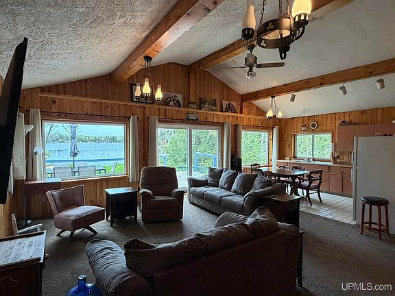 5th image of 2130 S Lake Helen Rd
