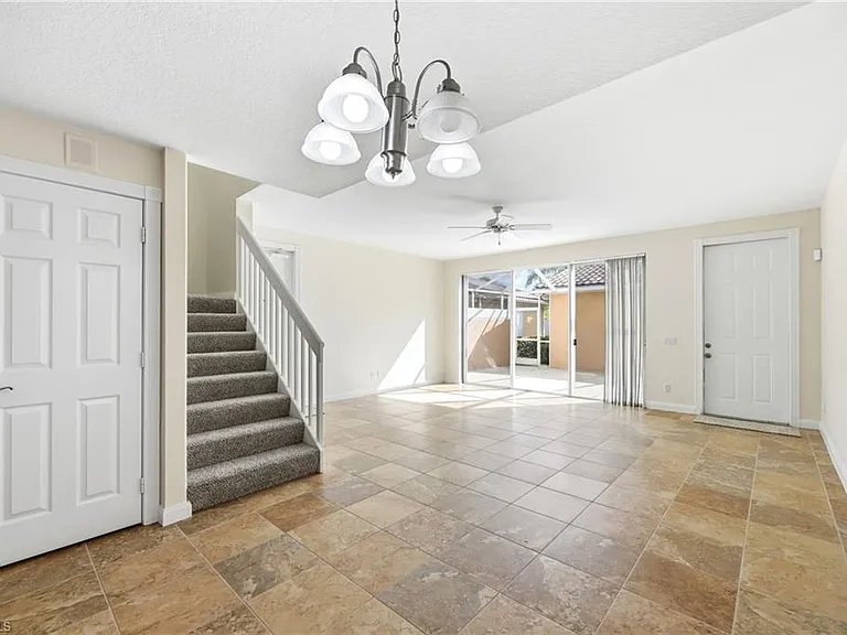 8108 Josefa Way — Photo 7