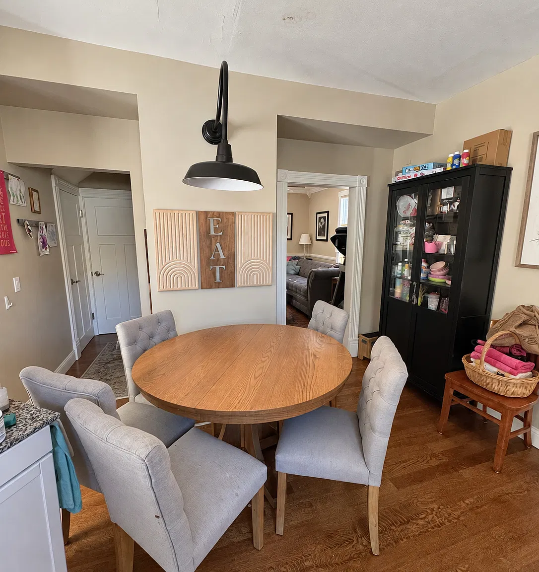 3 bed, 1630 sqft, $6,000 — Photo 2