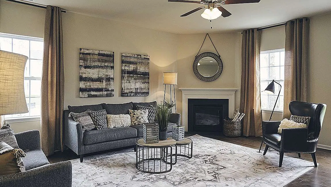 4 bed, 2546 sqft, $2,100 — Photo 4