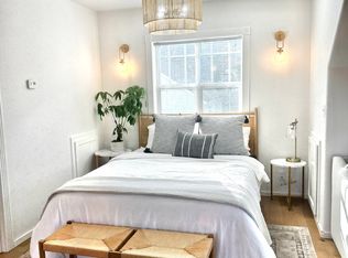 460 S 4th St #A, Jacksonville, OR 97530