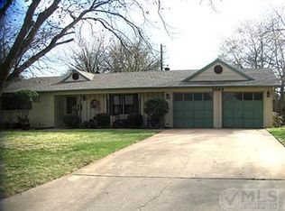 2009 River Oaks Cir, Abilene, TX 79605