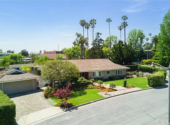 5th image of 400 Pilgrim Pl