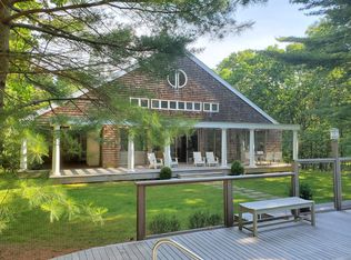 8 Cobblers Ct, East Hampton, NY 11937