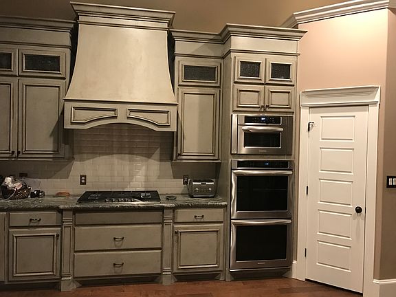 4th image of 1411 Churchill Ave