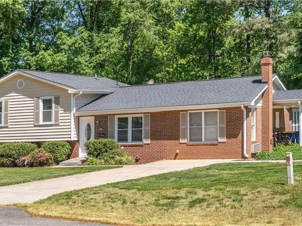 721 Hite St, South Hill, VA 23970