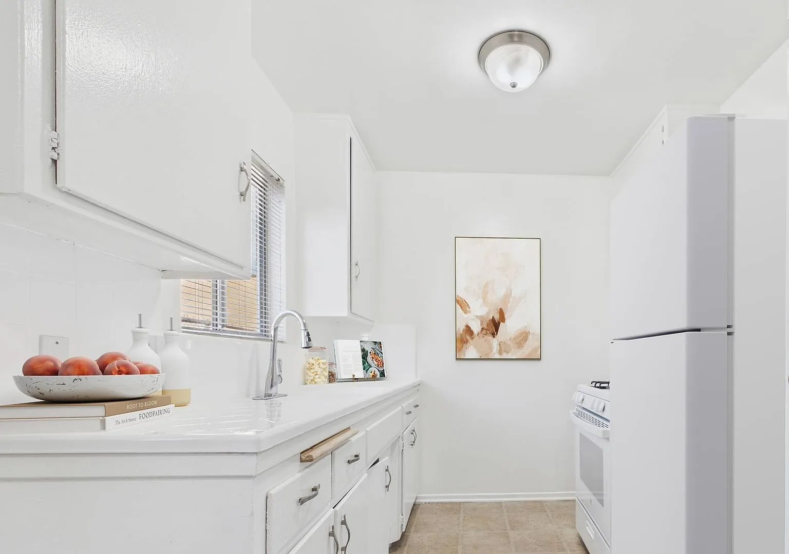 6743 Whitsett Avenue — Photo 1