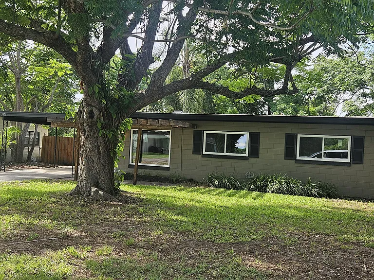 3307 Anderson Rd — Photo 1