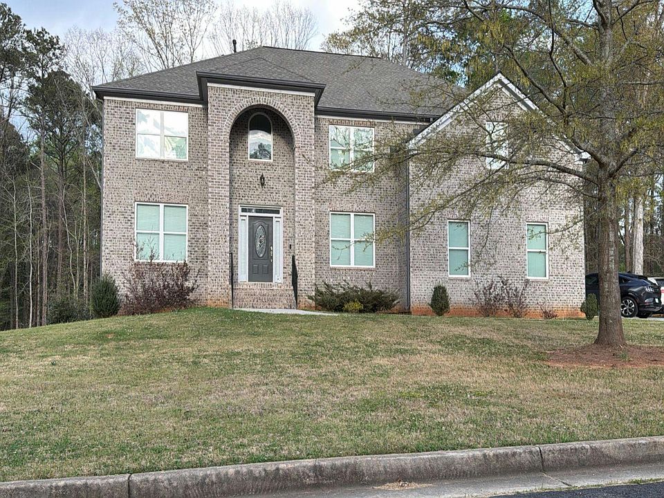 1st image of 3312 Rockingham Ct SE