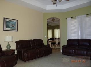 610 Santa Elena St, Weslaco, TX 78596