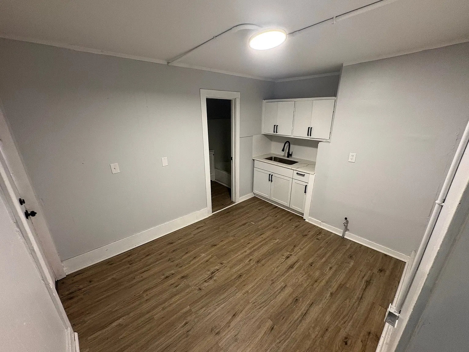 1517 Minnesota Ave - Unit 4 — Photo 4