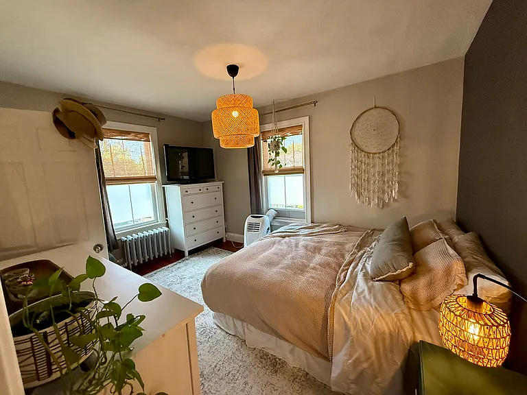 123 Court St #2 — Photo 32
