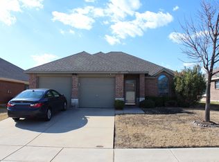 619 Owen Trl, Grand Prairie, TX 75051