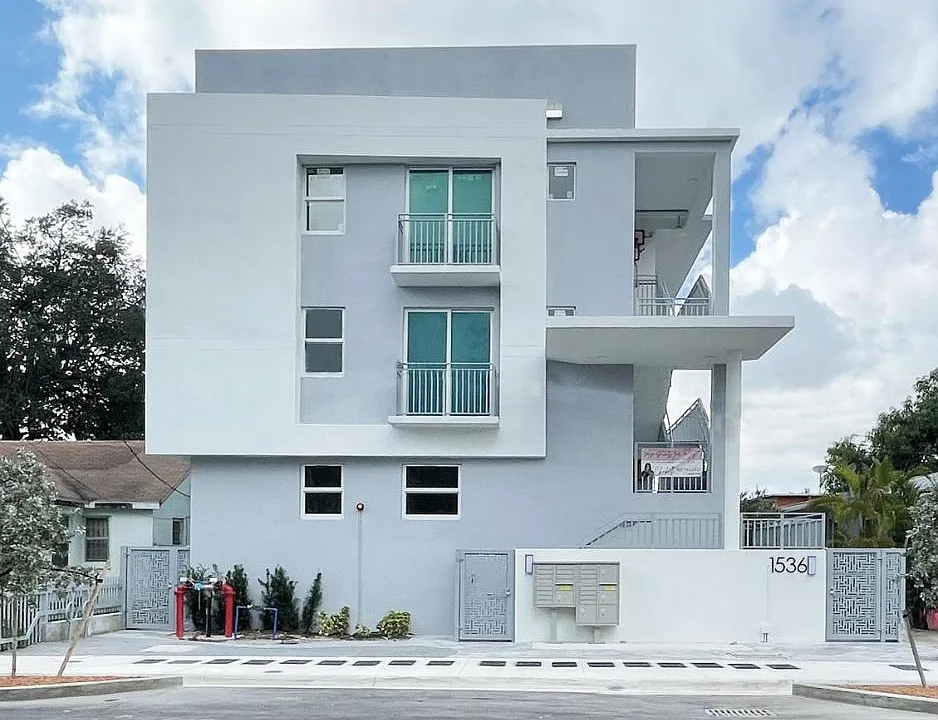 1536 NW 15th Ave #106
