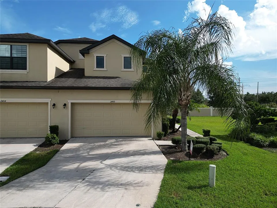 2400 Seven Oaks Dr