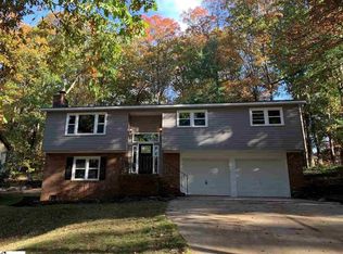28 Arbutus Trl, Greenville, SC 29607