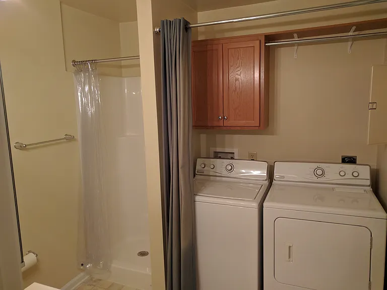 1351 Villa Way #F — Photo 7
