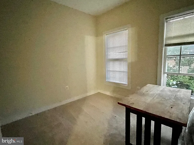 12402 Falconbridge Dr — Photo 11