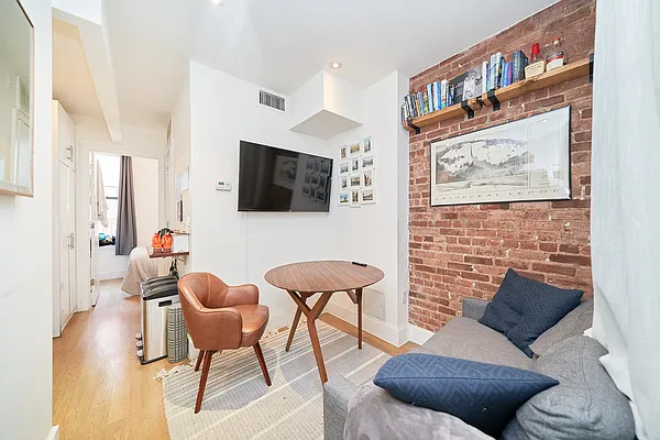 Rented by Living New York | media 2