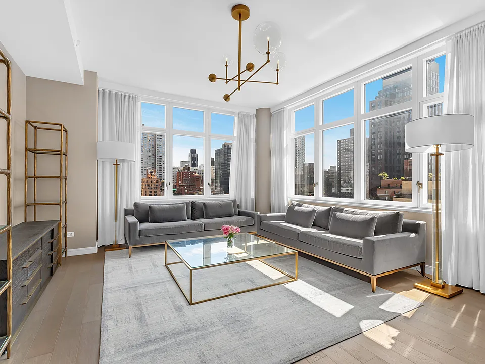 305 E 51st St #12F